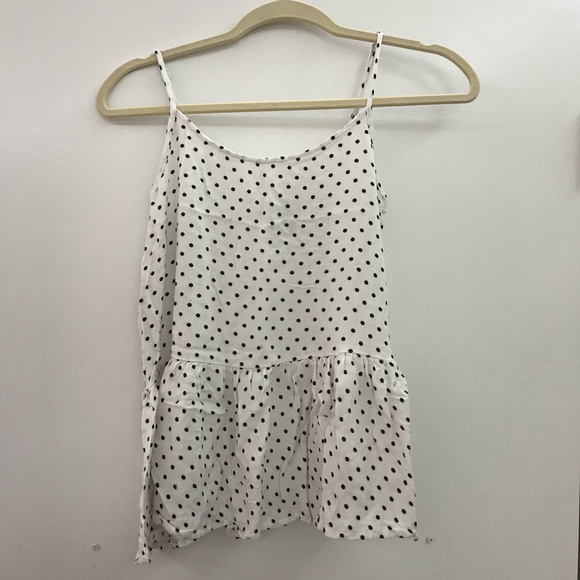 super cute polka dot top - Picture 1 of 2